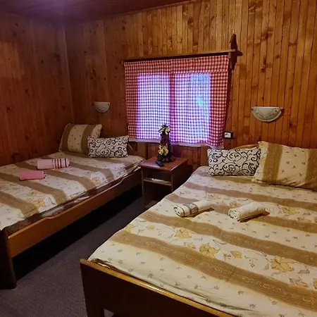 Domacinstvo Prentovic Venkovský dům Cajetina (Zlatibor)