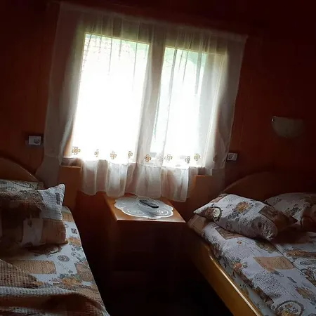 Domacinstvo Prentovic * Cajetina (Zlatibor)